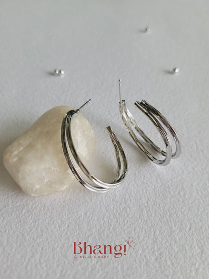 Infinity Wave Hoop Earrings – Silver
