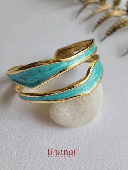 Ocean Veil Cuff