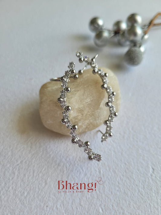 Luna Spark Ear Cuff