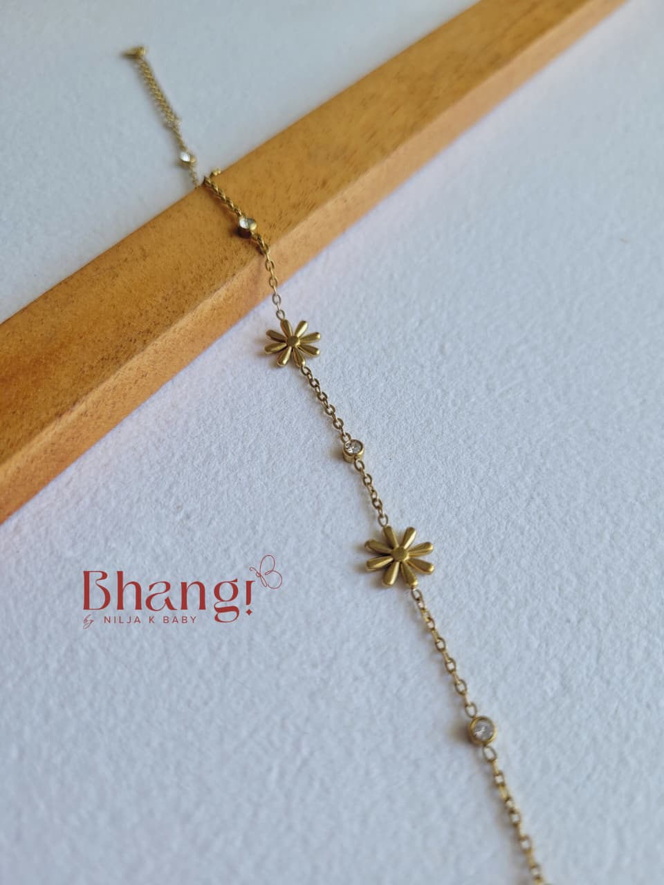 Daisy Glow Bracelet