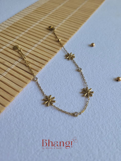 Daisy Glow Bracelet