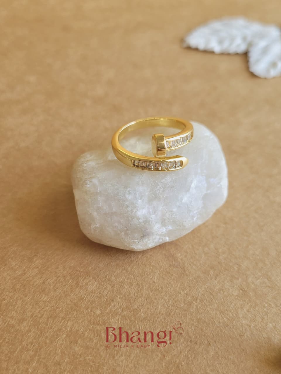 Celeste Crossover Ring