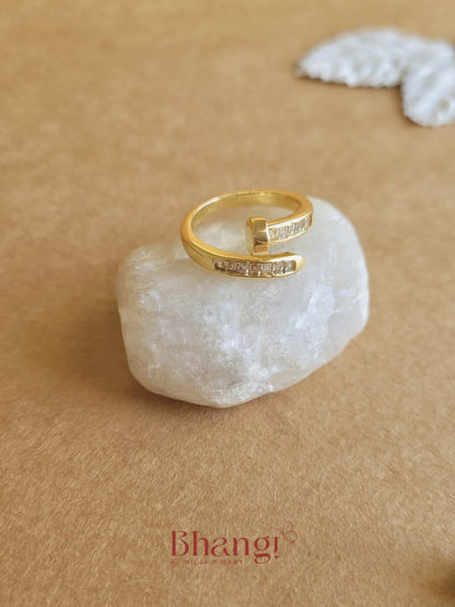 Celeste Crossover Ring