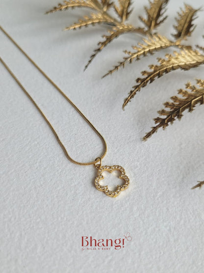 Clover Radiance Necklace