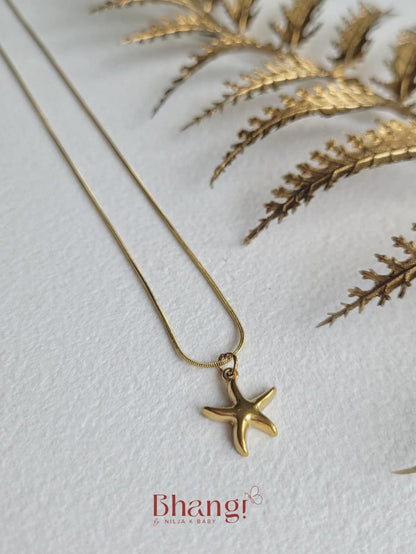 Starfish Pendant Necklace