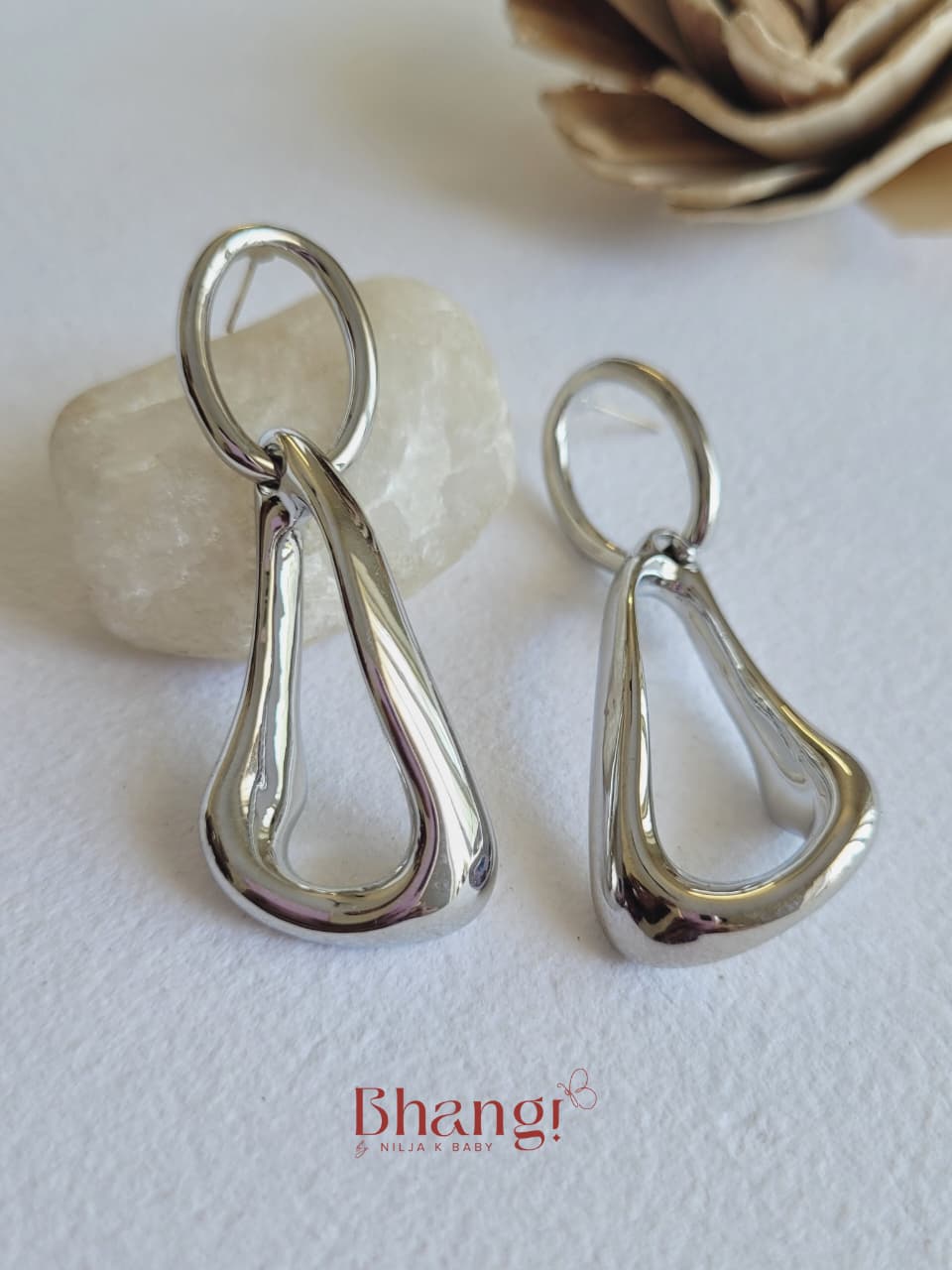 Aurea Sculpted Drop Earrings