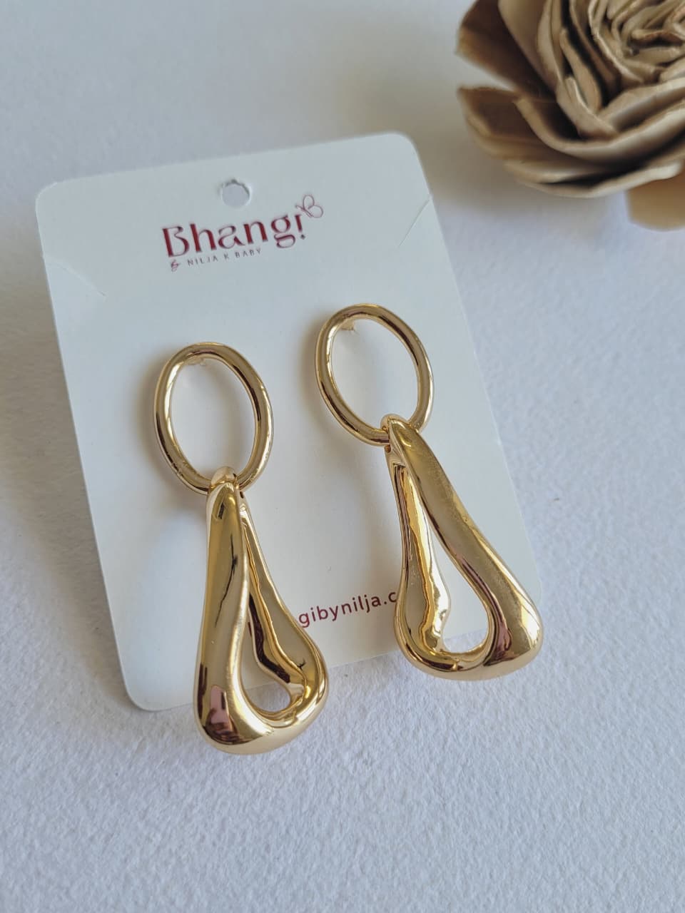 Aurea Sculpted Loop Earrings
