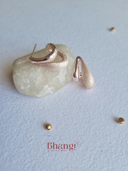 Aurelia Sculpted Rose Gold Hoop Earrings