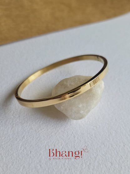 Classic Bangle