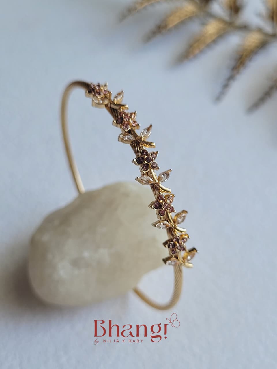 Blooming Pearl Vine Bangle