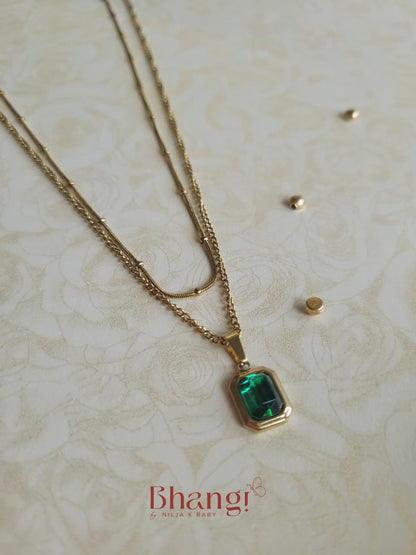Emerald Luxe Geometric Pendant Necklace