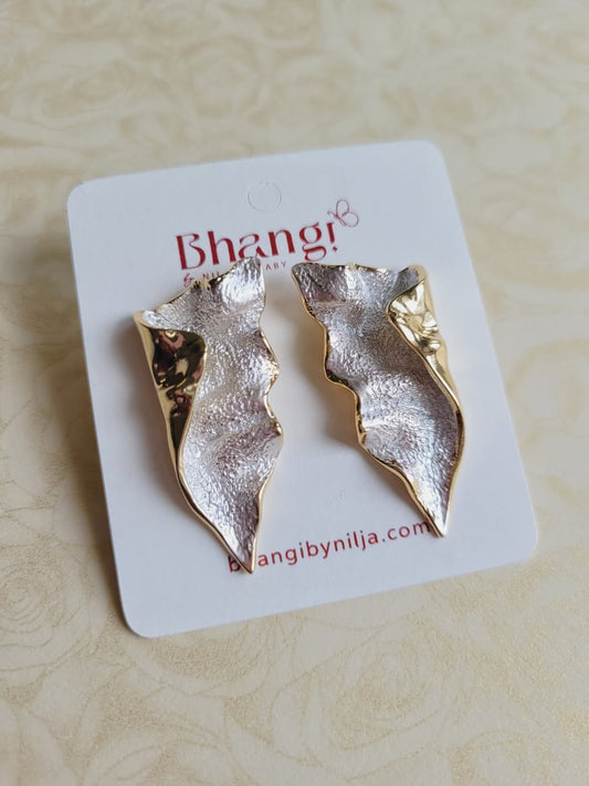 Sculpted Elegance Earrings