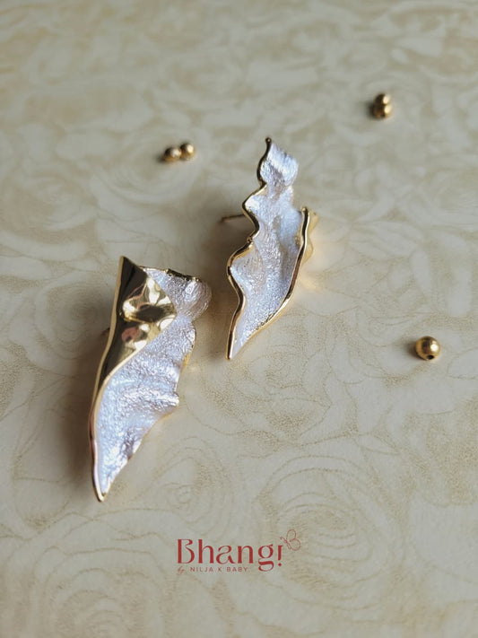 Sculpted Elegance Earrings