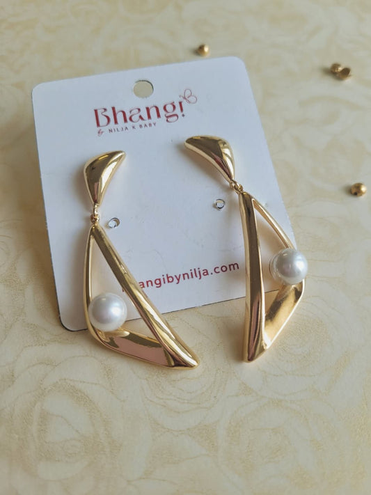 Pearl Arc Sculpted Drop Earrings