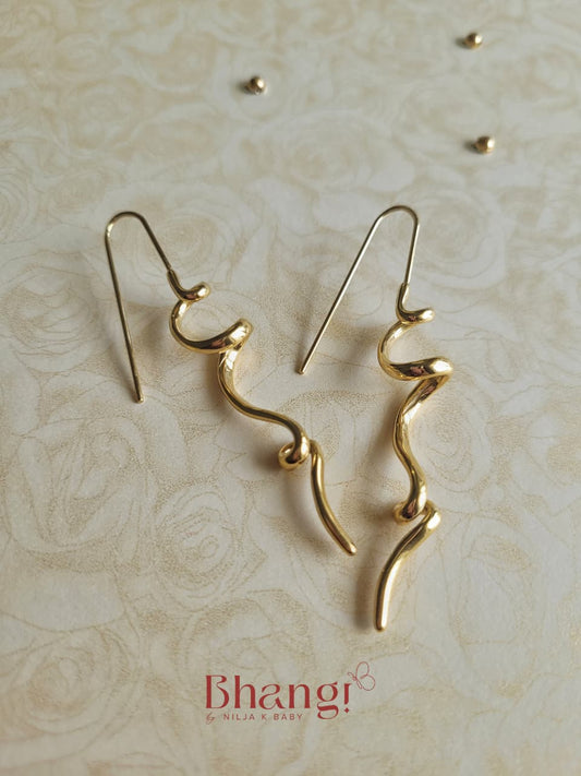 Golden Wave Sculpted Earrings