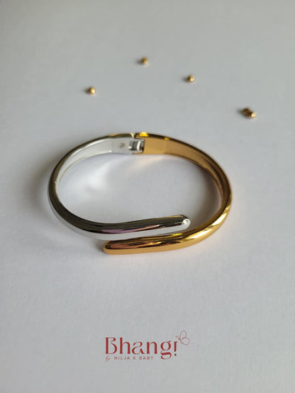 Dual-Tone Sculpted Bangle