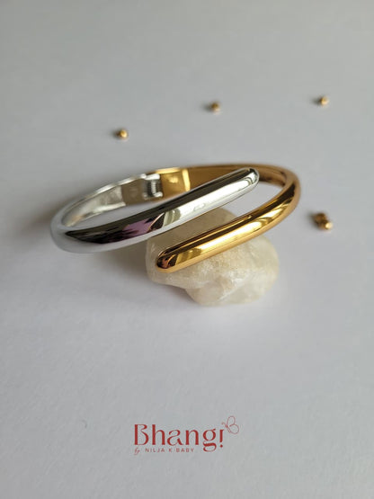 Dual-Tone Sculpted Bangle