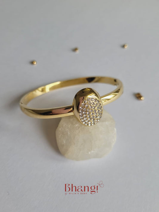 Golden Pavé Crystal Bangle