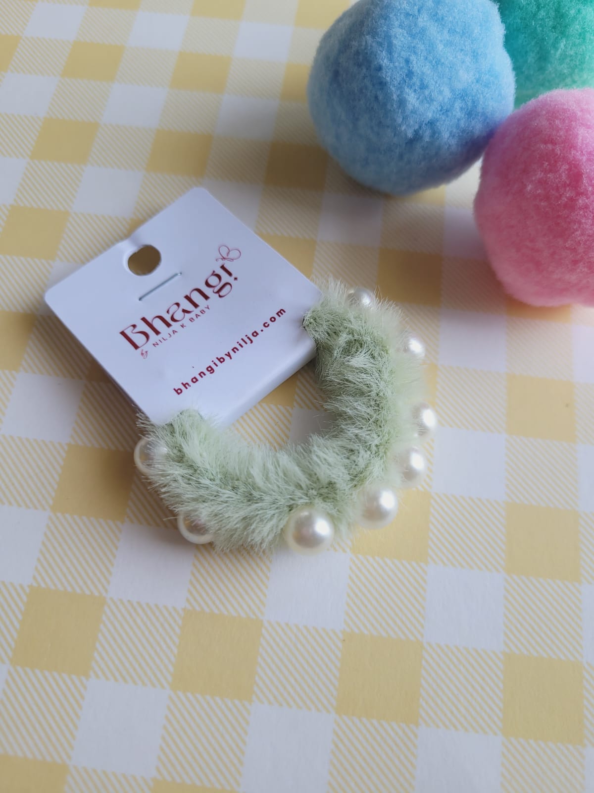 Pearl Fuzzy Hair Tie