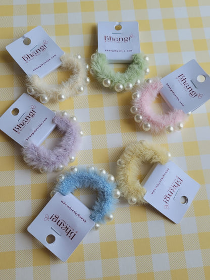 Pearl Fuzzy Hair Tie