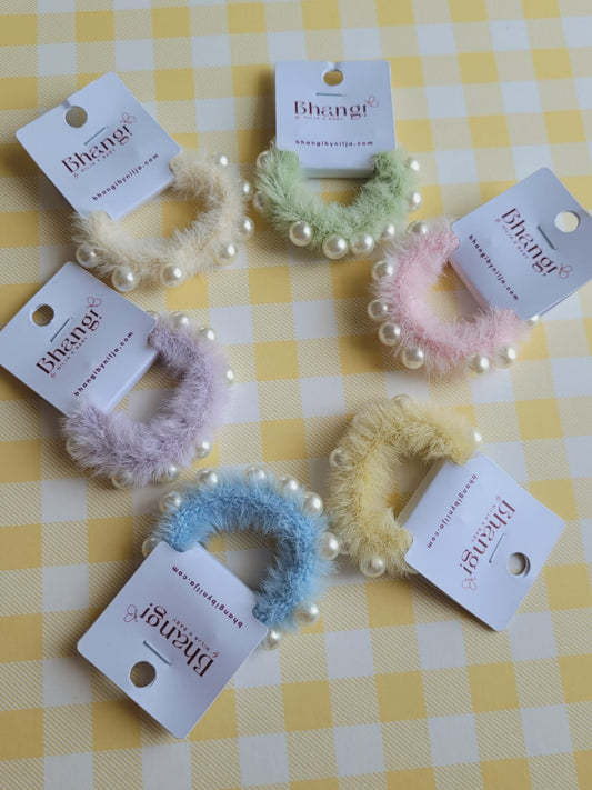 Pearl Fuzzy Hair Tie