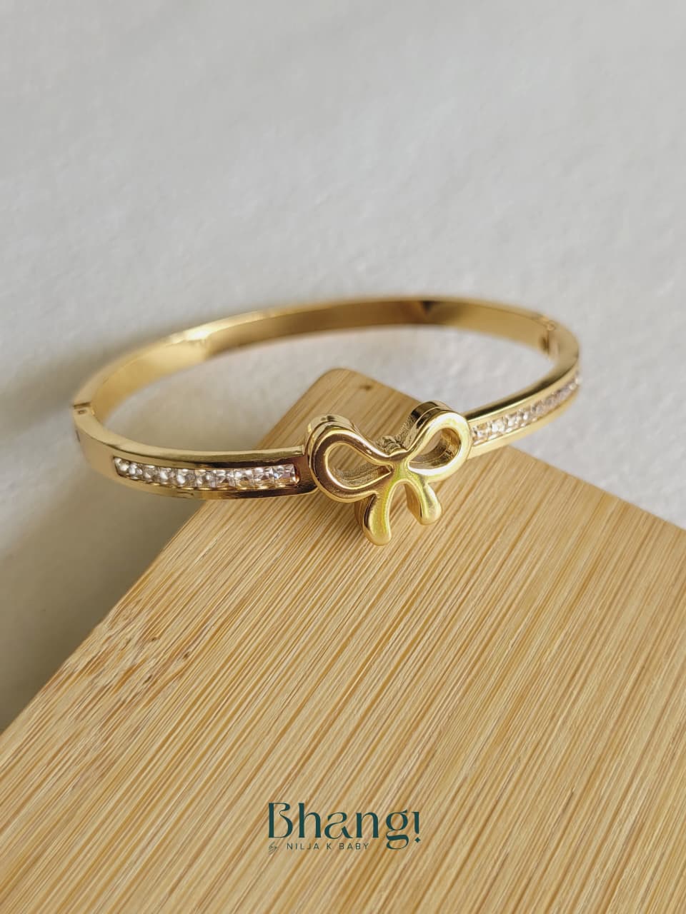 Bhangi Celeste Bow Anti-Tarnish Bangle